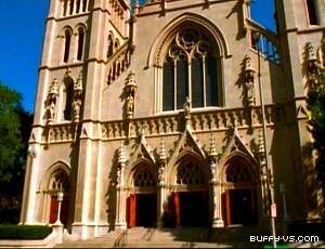 Bienvenu a Sunnydale Eglise1