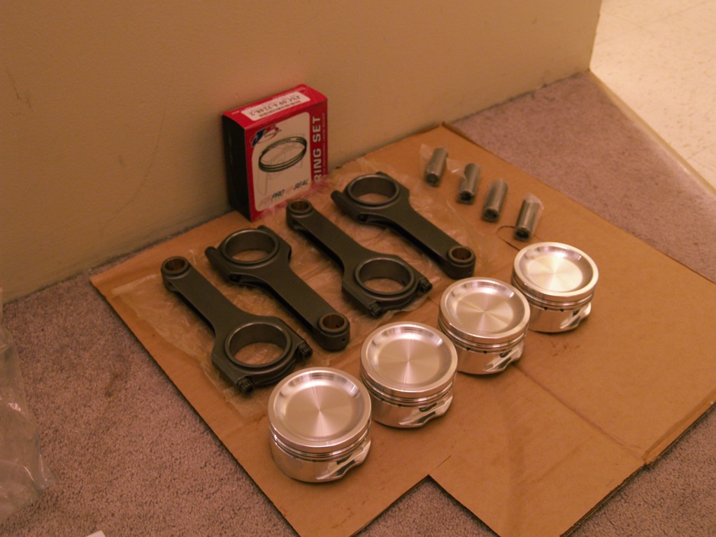 SMG's 2000 Beetle 2.0T Pistons1