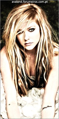 Avril Lavigne 15254156_aTFoE