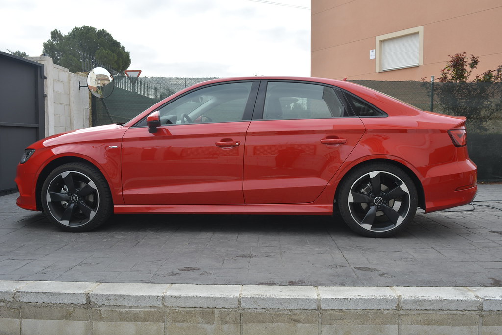 Audi A3 Sedan – Corrección de pintura en un paso + FINEST  27313132982_43cb6a6f45_b