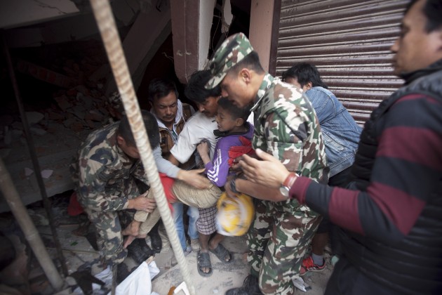 S.O.S. NEPAL Nepal-earthquake-10-630x420