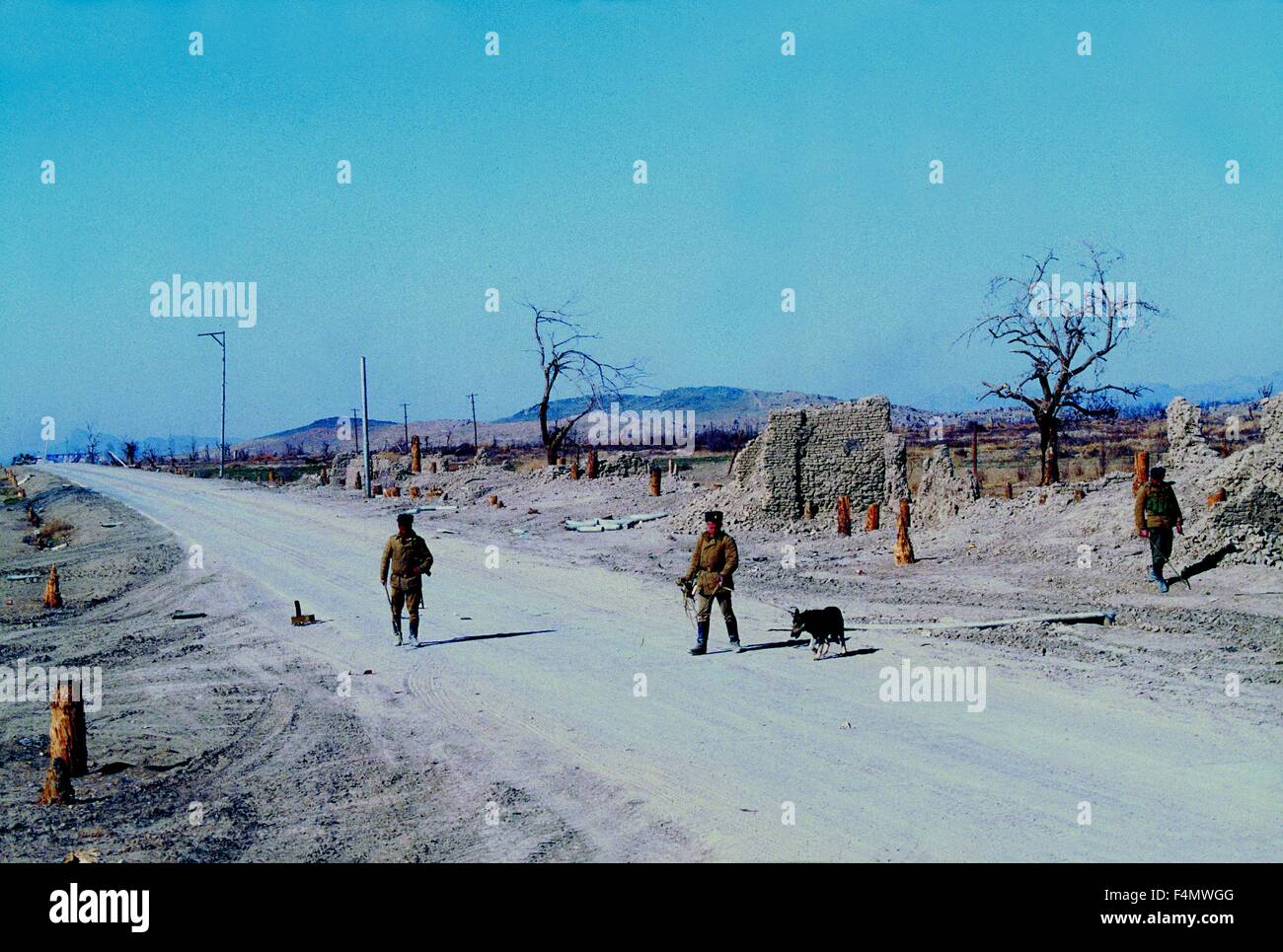 Soviet Afghanistan war - Page 6 Afghanistan-kandahar-1985-1986-F4MWGG