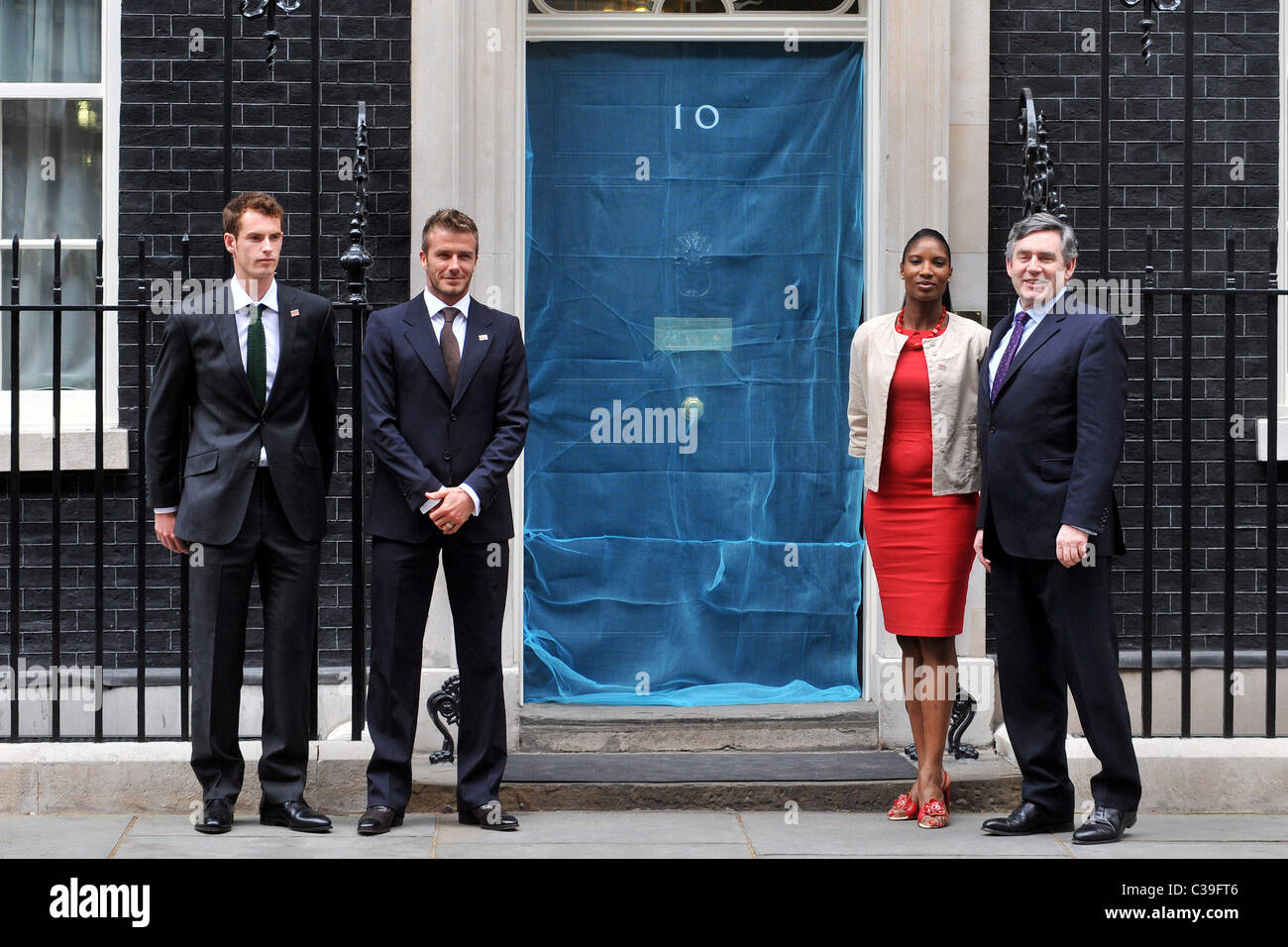 ¿Cuánto mide Andy Murray? - Altura - Real height David-beckham-andy-murray-and-denise-lewis-visiting-prime-minister-C39FT6