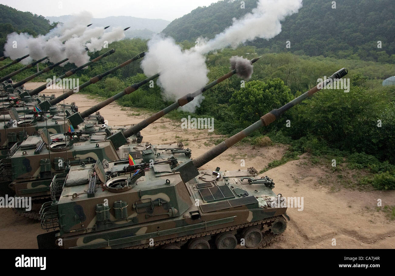 Fuerzas Armadas de Noruega June-22-2012-pocheon-south-korea-a-south-korean-army-k9-sph-during-CA7J4R