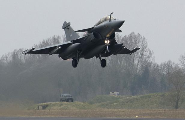 [Accepté] République de Pologne Article_rafale_R