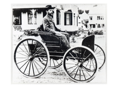 11 juin.. Faits divers First-american-automobile-designed-and-built-by-charles-and-frank-duryea-1893