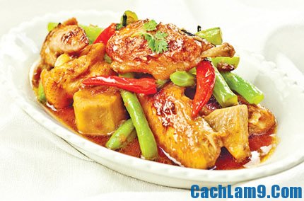 Hướng dẫn cách làm cánh gà kho khoai môn cực ngon Cach-lam-canh-ga-kho-khoai-mon