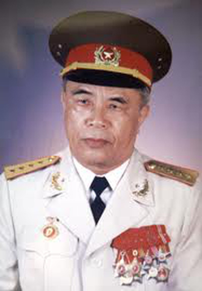 Chân dung 12 vị Đại tướng trong Quân đội nhân dân Việt Nam 9-dai-tuong-doan-khue