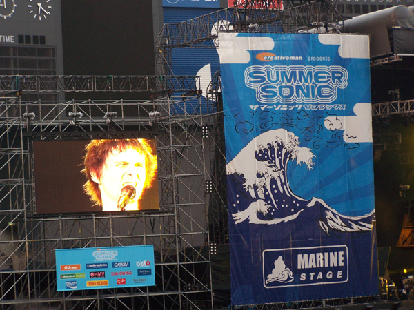 12-13/08/06 - SUMMER SONIC @ Tokyo-Chiba (JP) 100_0782%20muse