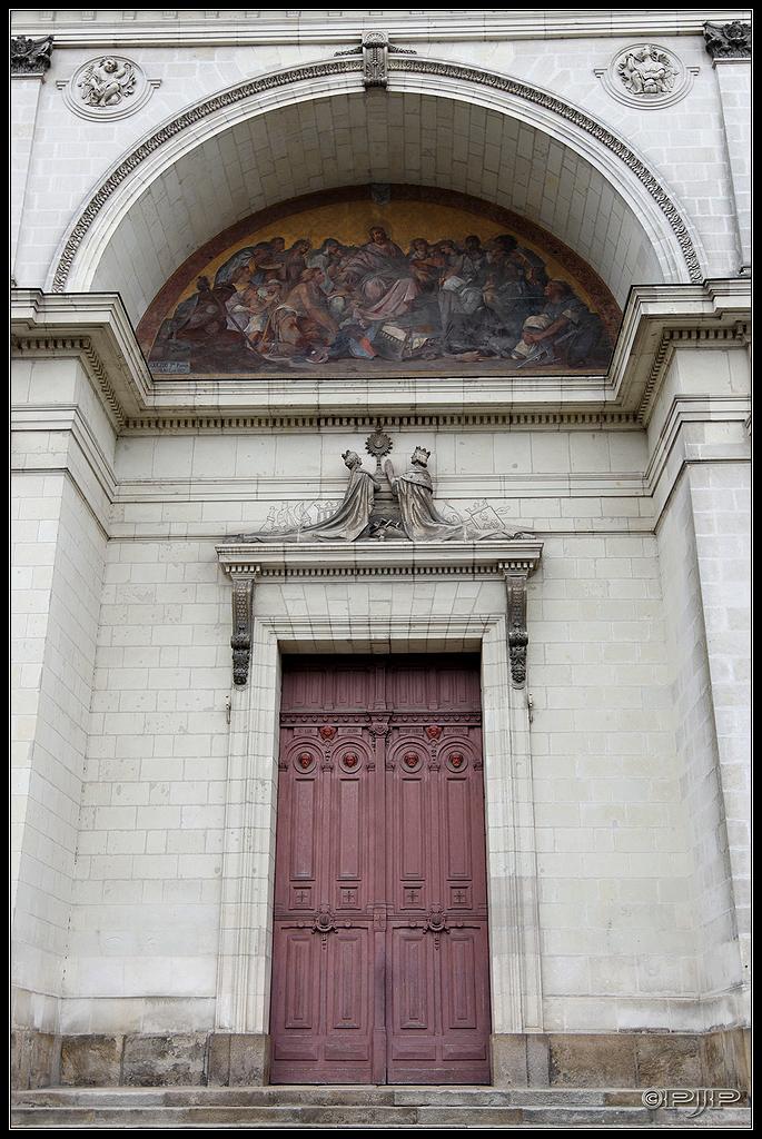 Église Notre-Dame-de-Bon-Port (appelée aussi Saint-Louis) 20130322_IMGP9729_DxO_1024-400koMax