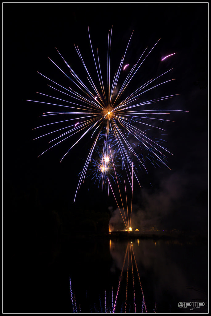 Spectacle pyrotechnique 20130712_231653_0390_1024-400koMax