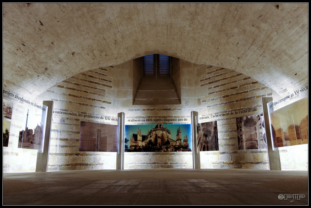 Cryptes de la Cathédrale de Nantes 20130810_154433_88943_DxO_1024-400koMax
