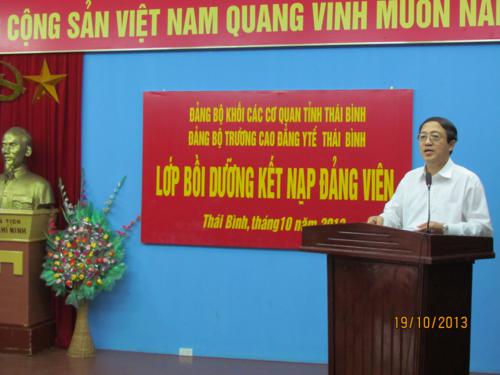 Lớp Bồi dưỡng nhận thức về Đảng tháng 10/2013 Img_8725_500x375