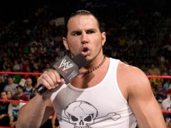 Matt Hardy Sur Le Ring... Matt_Speakangry