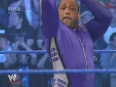 JTG se confronte aux champions tag team Exelence Capture0184