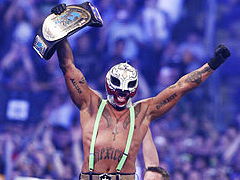 Rey Mysterio Vs Christian Rey3_2