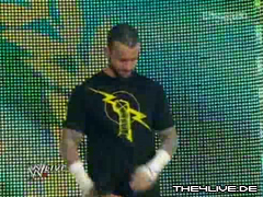 Cm Punk is Back !  4live-cm.punk-07.02.11.3