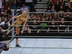 Michelle McCool Vs Angelina Love Vs Kelly Kelly Kelly3_3