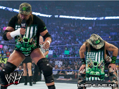 World Heavyweight Championship: Shawn Michaels Vs Triple H 4live-dx-13.09.09.3
