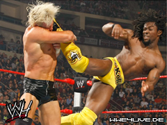 ~ 1er Show du 14.12.11 ~  4live-kofi.kingston-23.11.09.2