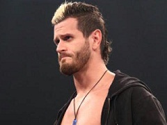 Alex Shelley parle de Hot Matches et de Corre  Alex-shelley