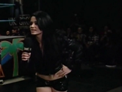 Paige vs Nikki Bella Paige44