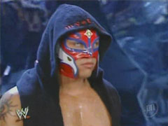 Randy veut le w-x-i champion (simu) Mysterio_Entrance