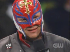 Rey Mysterio vient dire quelque mots Rey11_2