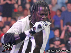 Show du 25/11/09 4live-r-truth-28.08.09.2