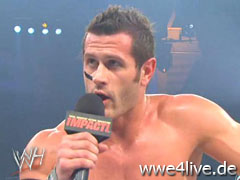 Alex shelley veut un match (simu) Shelley_speak_to_01