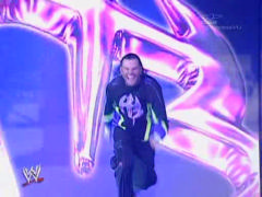 27/02/2010 Jeff Hardy vs Ezekiel Jackson vs Stone Cold Steve Austin 1/4 finale Jeff01