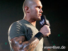 The boss Talk about the match Omega Destroyer vs orton RAW_861_Photo_003