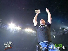 Stone Cold is Back Austin_taunt_01_2