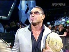 Le Champion Intercontinental parle et veut un macth pour le prochain show! 037