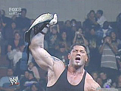Le Champion Intercontinental parle et veut un macth pour le prochain show! Batista9_Ebene_1