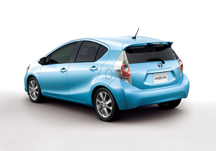 2012 - [Toyota] Aqua / Prius C 134