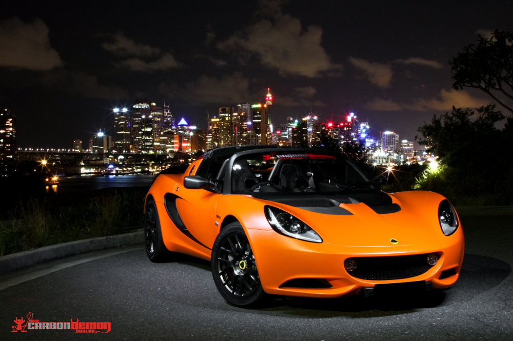 wrap interno - Pagina 2 Lotus-Elise-matte-orange-vinyl-wrap