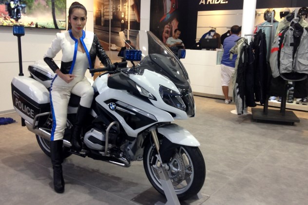 tout sur la police - Page 37 Bmw_police_bike_bangkok_motorshow