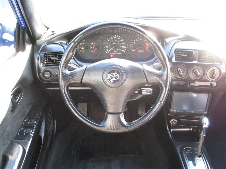 steering wheels... Which one have you got? 8013953094_large