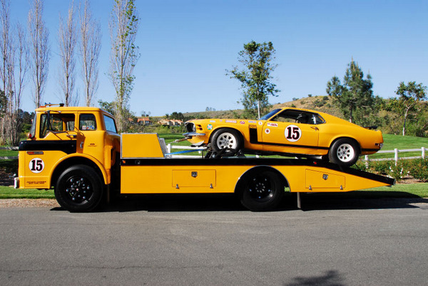  Ford Louisville racing car hauler " tribute to Caroll Shelby " Terminé  - Page 2 33010010410_large