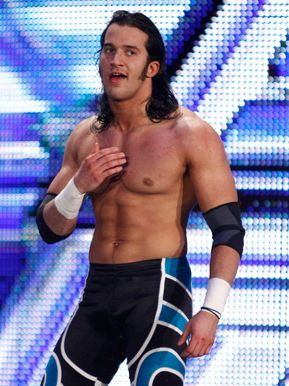 Qui est cette superstar ? - Page 16 Trent-barreta1