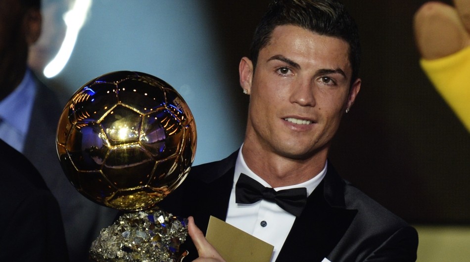 Cristiano Ronaldo: la emoción al recibir el Balón de Oro 950x530