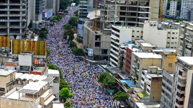 Marea humana pide revocatorio de Maduro en Venezuela | Blog al día de Venezuela - Página 5 Base_image