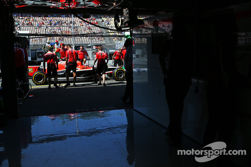 [2014]Marussia Ferrari - Présentation F1-german-gp-2014-jules-bianchi-marussia-f1-team-mr03-in-the-pits