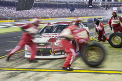 Carl Edwards logra la victoria en la Coca Cola 600 Nascar-cup-charlotte-2015-ryan-newman-richard-childress-racing-chevrolet