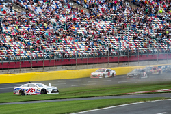 ALL-STAR 2015 Nascar-cup-all-star-2015-j-j-yeley-bk-racing-toyota-in-trouble