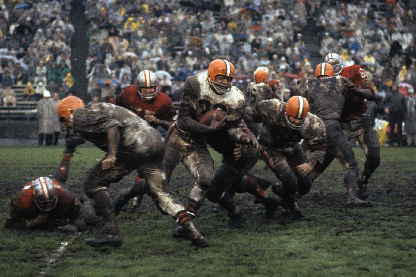 CLEVELAND BROWNS 1962-1215-Jim-Brown-001315201