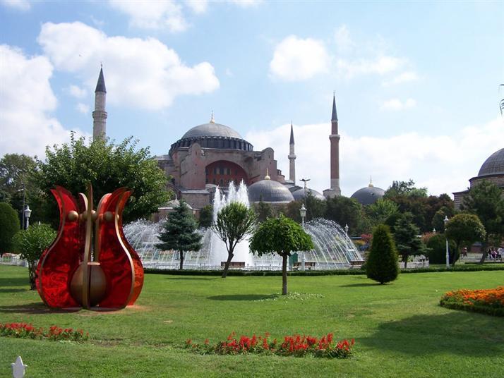 إسطنبول تتصدر وجهات السفر الأكثر شعبية في العالم 2014 7d3b5679-42c4-485c-9769-4a31513ee2de