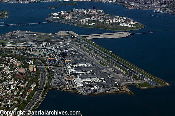 Jade Electronics - Page 2 Aerial-photo-LaGuardia-airport-New-York-AHLB7736