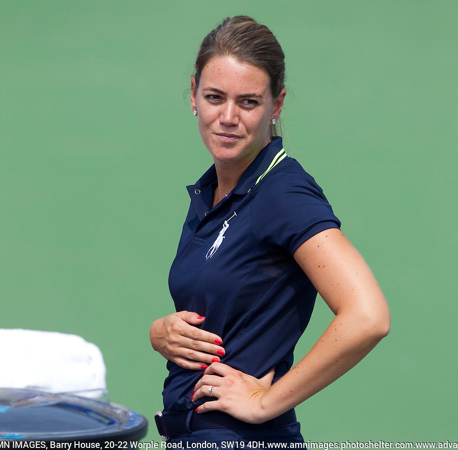 KRAJINOVIĆA NAZVAO CIGANINOM, ŠVEĐANKU KUR*** Fabio Fonjini izbačen sa US Opena! /VIDEO/ UMPIRE-LOUISE-ENGZELL-US-04092011-235